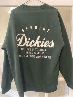 Dickies Men's Dark Green Crewneck Sweatshirt